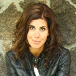 Author Alexandra Patsavas