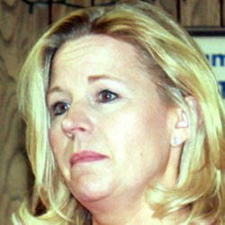 Author Elizabeth Cheney