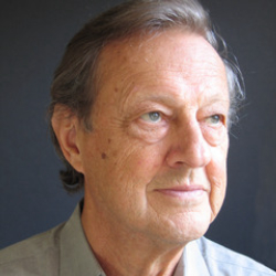 Author Ivan Chermayeff