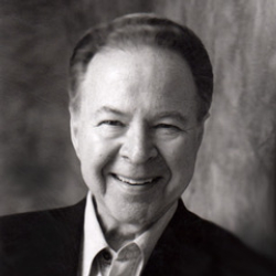 Author Leonard Shlain